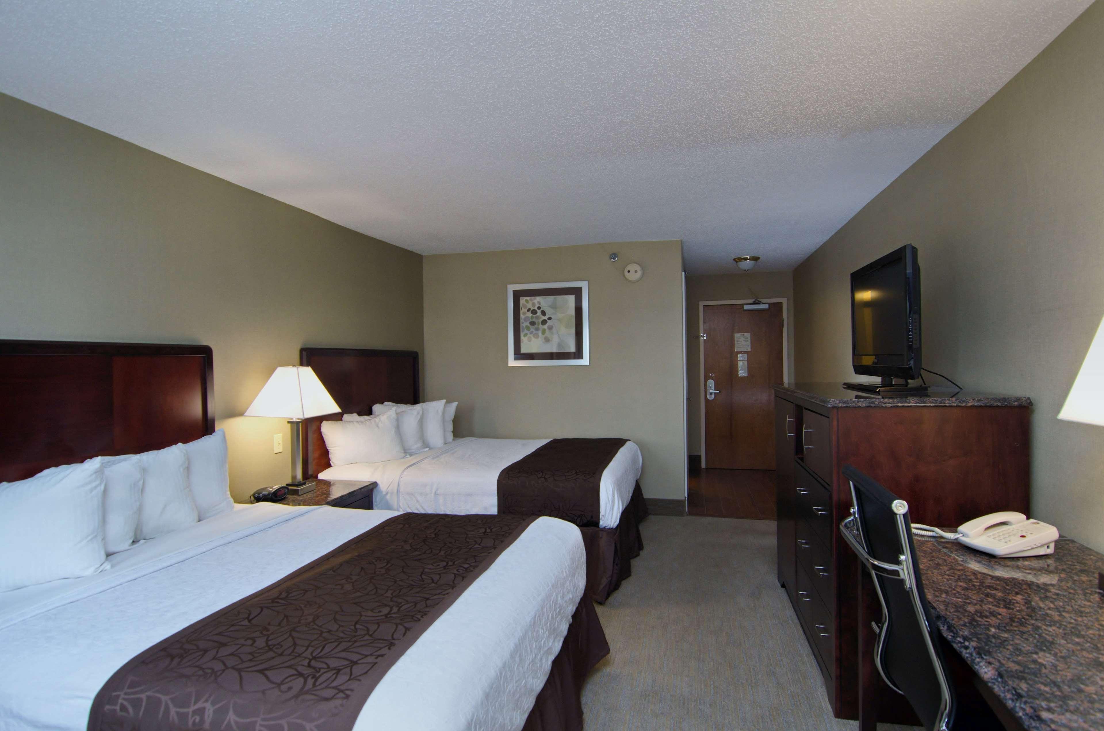 Best Western Plus Inn at Hunt Ridge Lexington Exterior foto