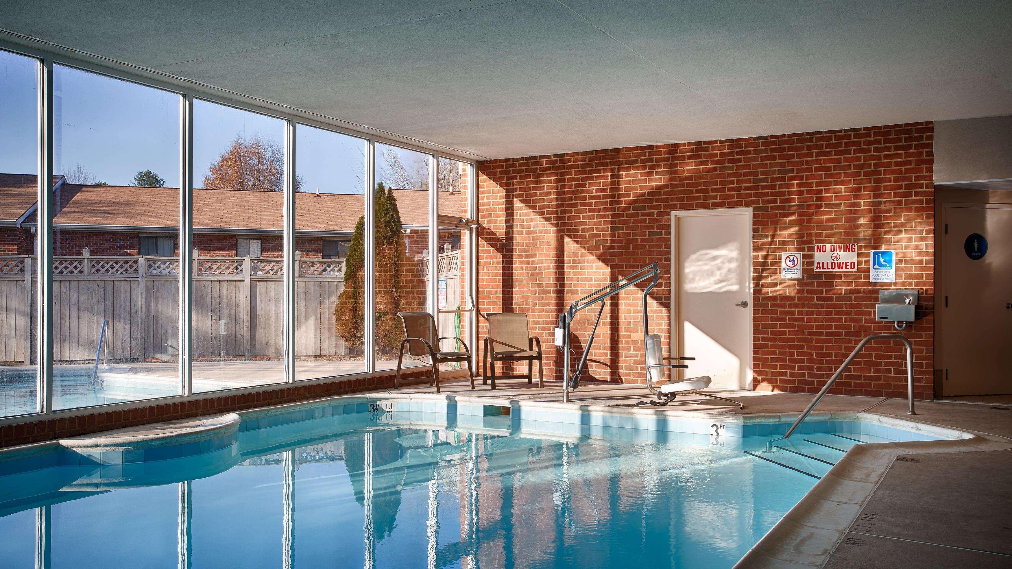 Best Western Plus Inn at Hunt Ridge Lexington Exterior foto