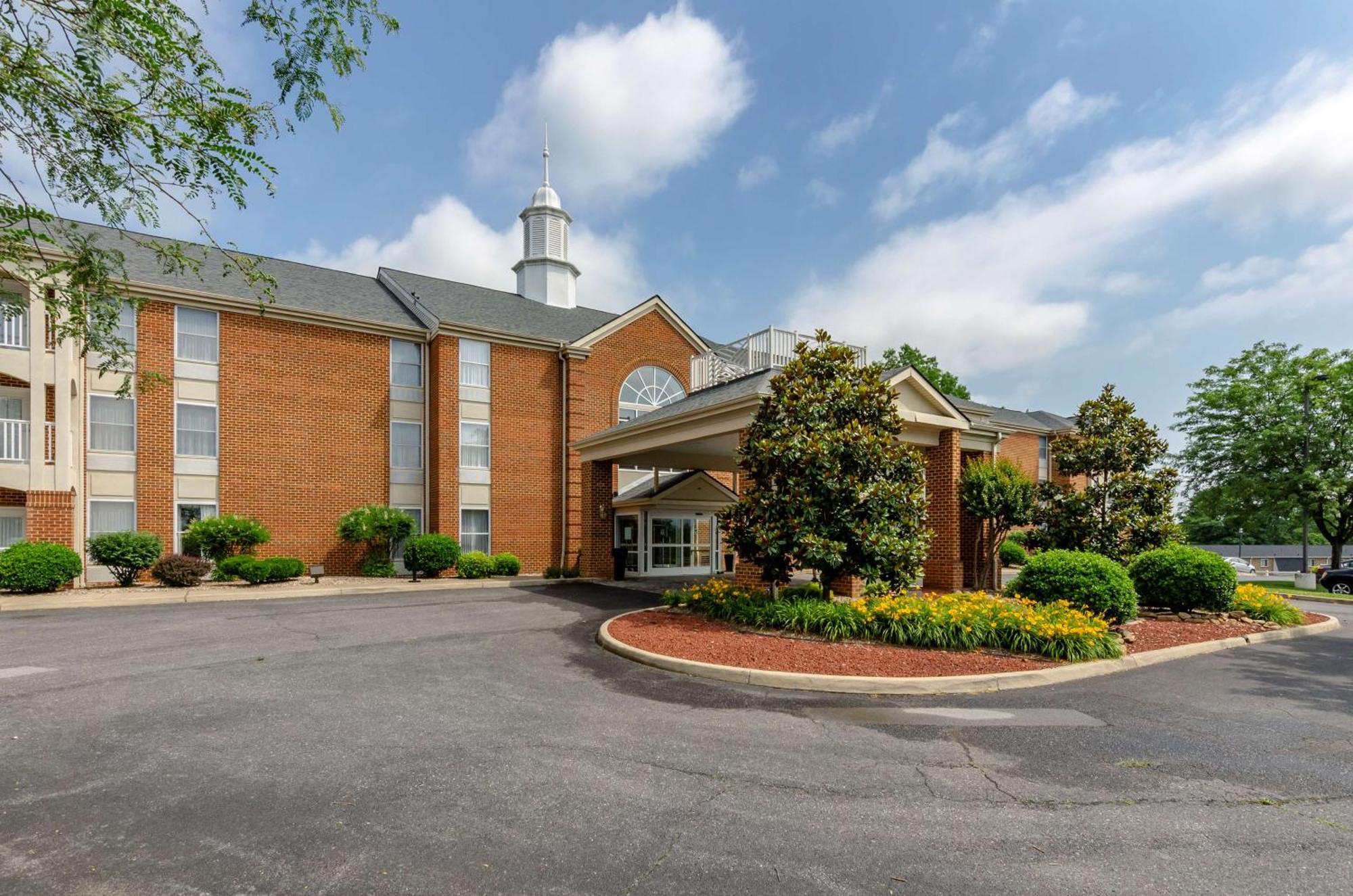 Best Western Plus Inn at Hunt Ridge Lexington Exterior foto